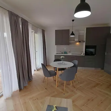 Apartment Bella 2 *