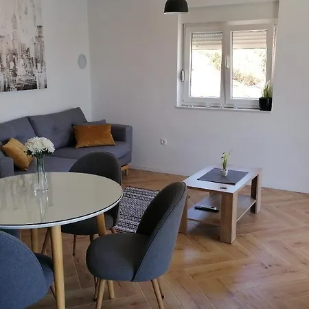 Bella 2 Apartment *